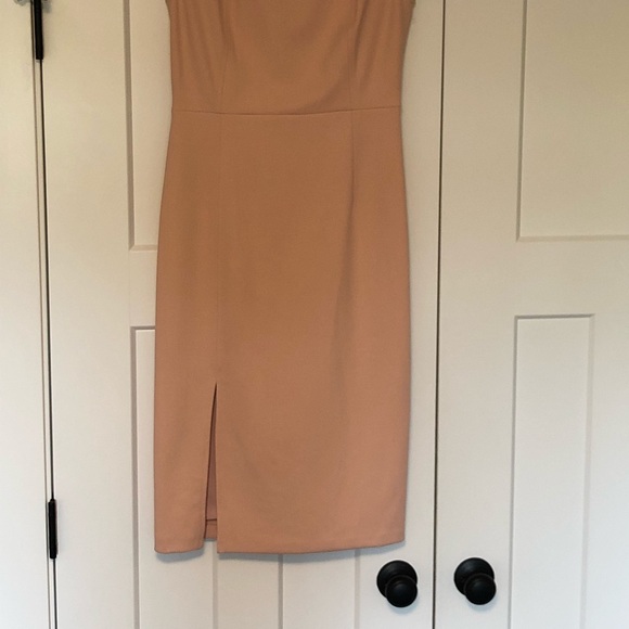 Ivanka Trump Dress - Picture 3 of 8